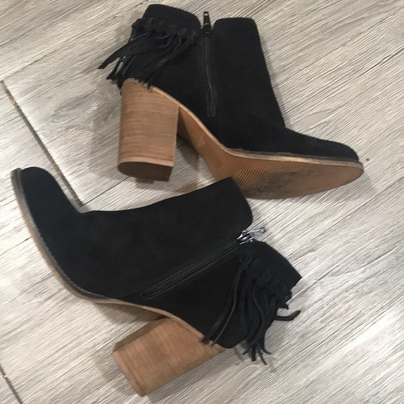 Aldo Black Suede Stacked Heel Fringe Boots size 8.5 - Picture 4 of 10